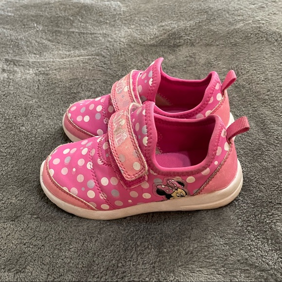 Disney Minnie Mouse Kids Pink Polka Dot Shoes - Picture 6 of 8